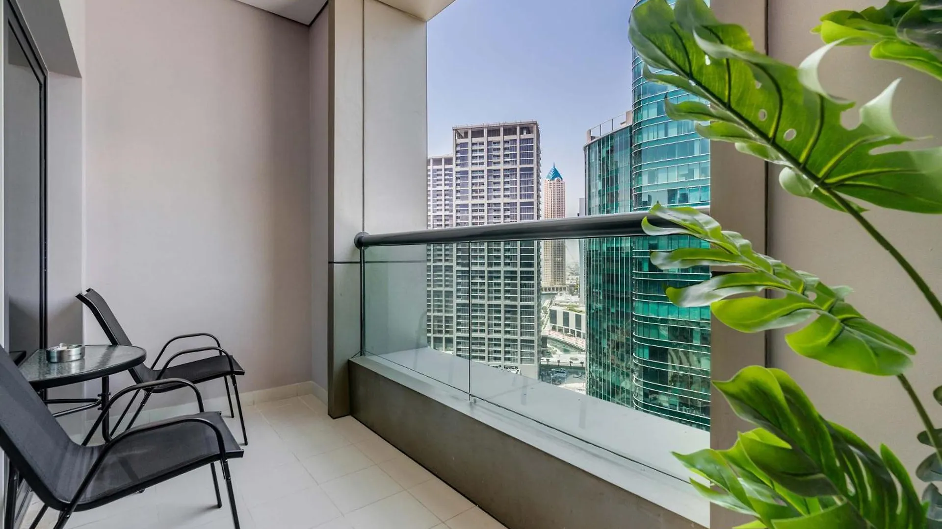 Knokey Cozy Studio Apartments In Business Bay Dubaj